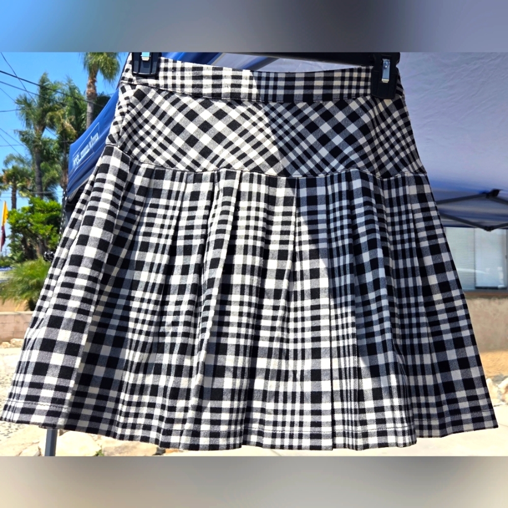 Urban Outfitters Black and White A-Line Mini Skirt